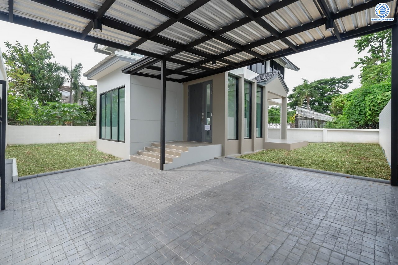 บ้านมือสองตกแต่งใหม่ โครงการ ซอยบรมราชชนนี60 เนื้อที่ 69.3 ตร.ว. พื้นที่ใช้สอย 236 ตร.ม. ฟังก์ชัน 3 ห้องนอน 3 ห้องน้ำ จอดรถได้ 2 คัน บนทำเลเดินทางสะดวก เชื่อมต่อหลายเส้นทาง  ใกล้เซ็นทรัลปิ่นเกล้า และทางคู่ขนานลอยฟ้าบรมราชชนนี